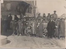 Foto Ned. Rode Kruis ambulance naar Bulgarije, Balkanoorlog 1912-1913, Copyright Rijksmuseum Boerhaave Leiden